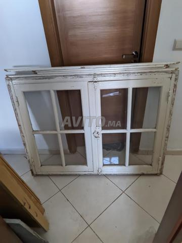 شباك خشبي ممتاز وزجاج - 2