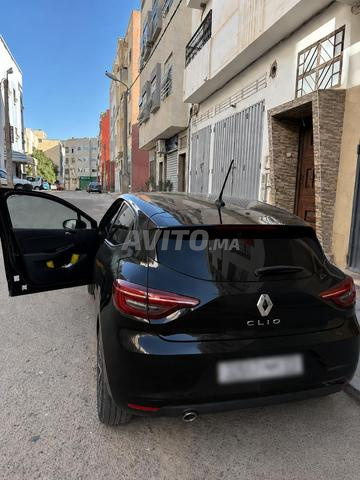 Renault Clio Diesel Manuelle 2022 à Agadir - 2