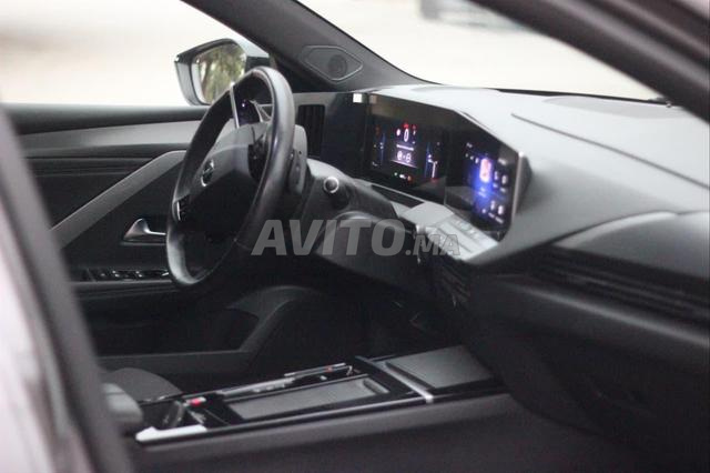 Opel Astra Diesel Automatique 2023 à Mohammedia - 2