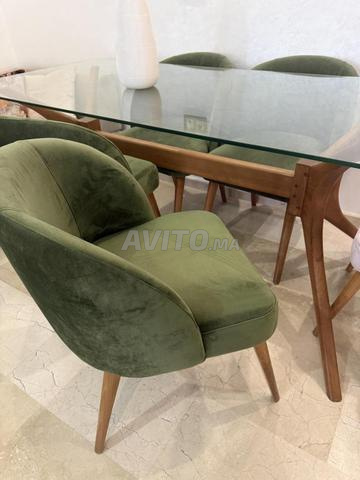 Table à manger avec 6 chaises