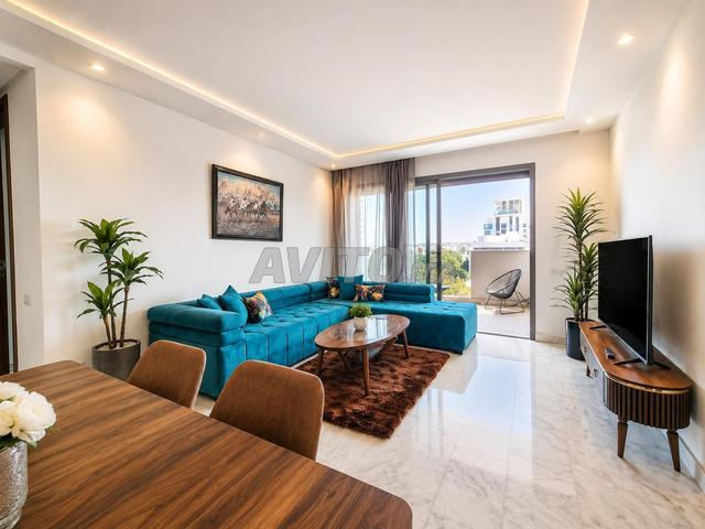 Luxe Appartement Meublé 2 ch sur CFC - 2
