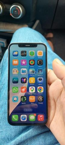 iPhone 12 Pro, peu utilisé