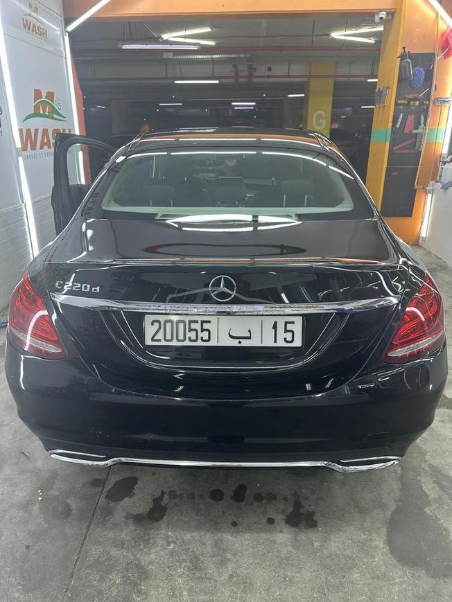 voiture Mercedes C220 en très bon état 