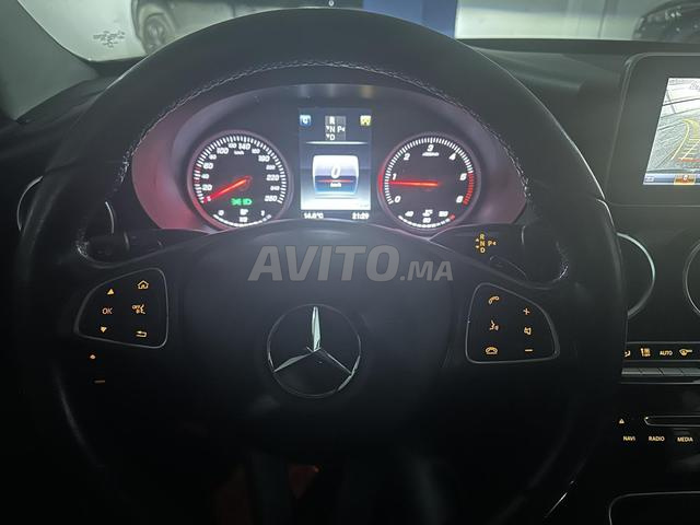Voiture Mercedes C220 en très bon état
