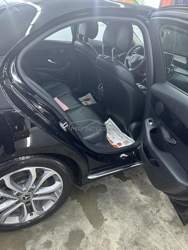 voiture Mercedes C220 en très bon état 