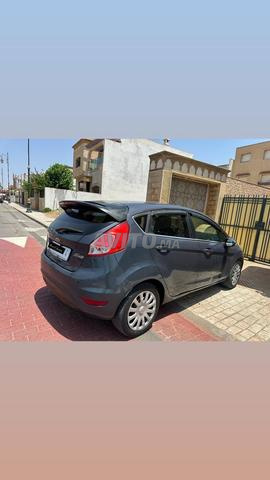 Ford Fiesta Diesel Manuelle 2014 à Salé - 2