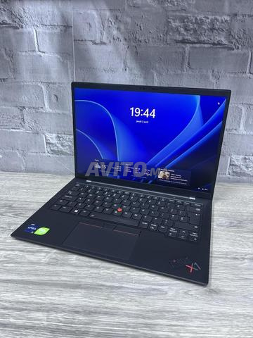 Lenovo ThinkPad X1 Carbon Gen 10 i7 12ème 32GB