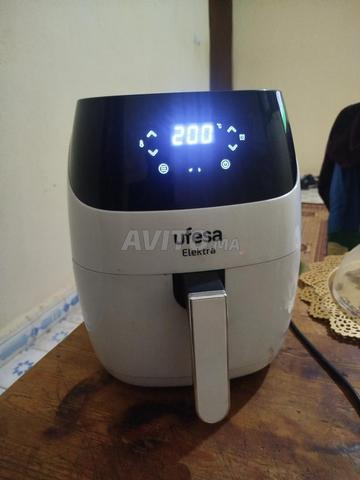 مقلاة كهربائية ايرفراير من Ufesa Elektra - 2