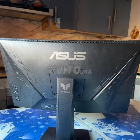 Écran ASUS TUF Gaming VG24VQER 24” 180Hz Courbé