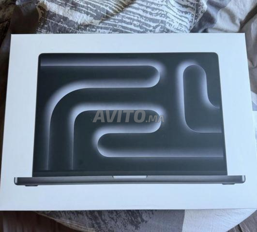 MacBook Pro 16 M5 24 Go. 1 To 2026