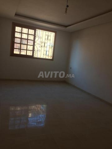 غرفة لفتاة بالقرب من مستشفى CHU M6 مراكش.