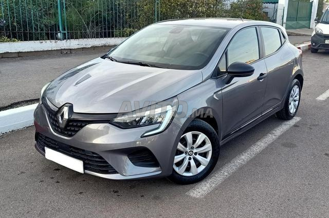 Renault Clio Diesel Manuelle 2023 à Casablanca - 2