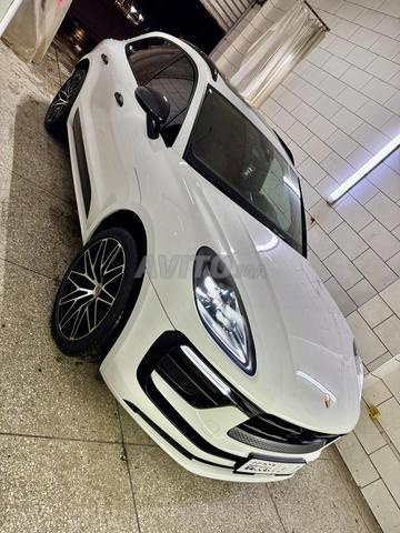 Porsche Macan importée neuve - 2