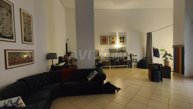 Plateau Bureau 88 m² Rentable à Roches Noires - 2