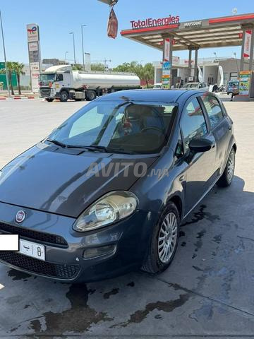 Fiat Punto Diesel Manuelle 2012 à Had Soualem - 2