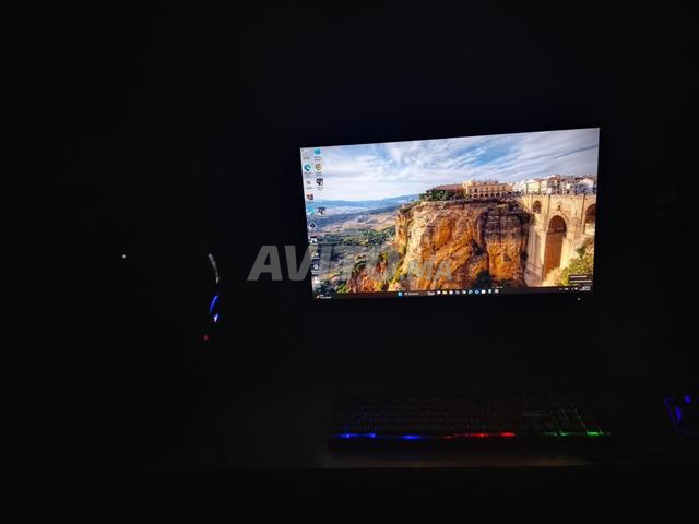 Ordinateur de bureau HP i7 - 2