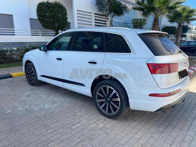 أودي Q7 كواترو 7 مقاعد يوليو
