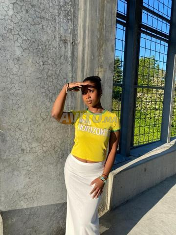 تيشيرت أصفر Bershka Retro Sport Brazil - 2