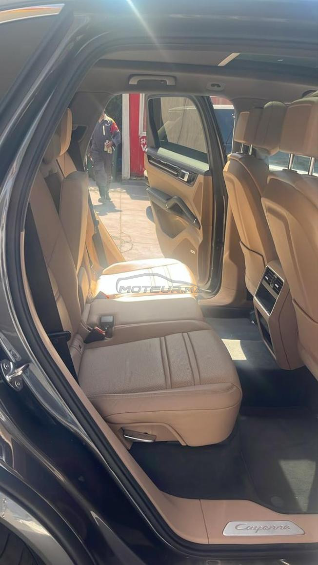 Porsche Cayenne très bien optionne modèle 2021