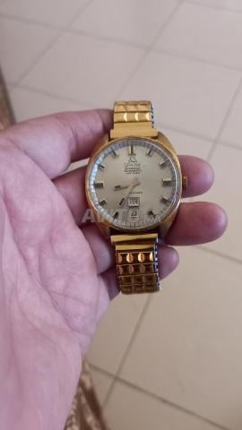 L'horloge du beau temps, un immeuble chic, une pièce unique - 2