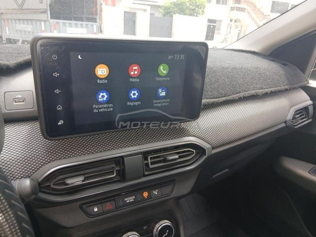 dacia logan en excellent état c'est neuve