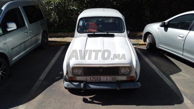 Vente d'une R4