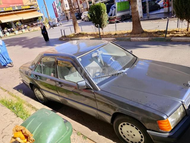 مرسيدس بنز 190