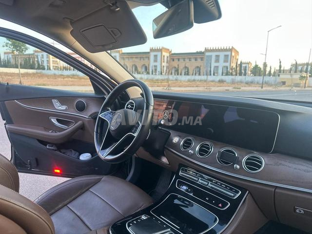 Mercedes-Benz 220 Diesel Automatique 2021 à Fès - 2