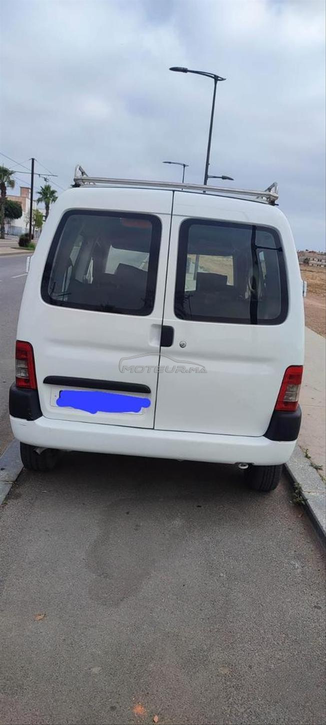 voiture Peugeot Partner en Bon état 