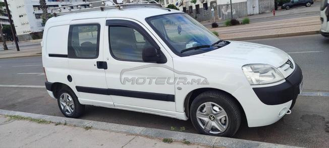voiture Peugeot Partner en Bon état 