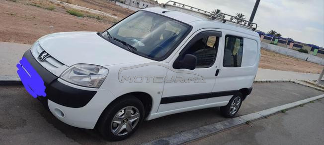voiture Peugeot Partner en Bon état 