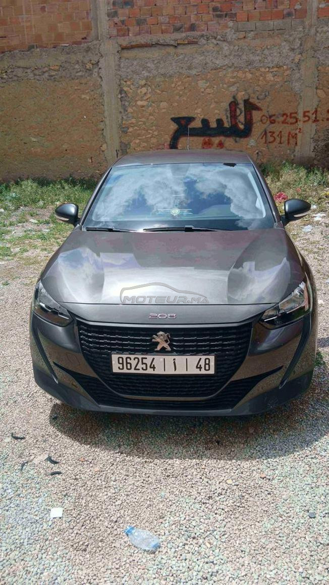 Peugeot 208 2022 très propre/ 1er main Essence 