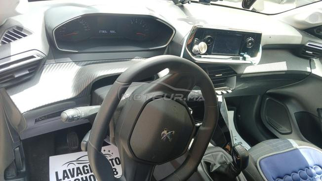 Peugeot 208 2022 très propre/ 1er main Essence 