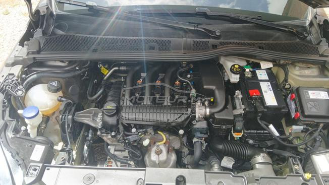 Peugeot 208 2022 très propre/ 1er main Essence 