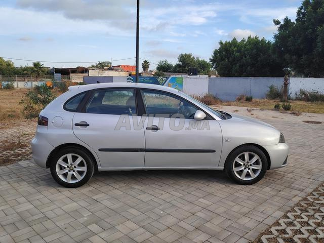 Seat Ibiza Essence 1.2L 7cv clim - 2
