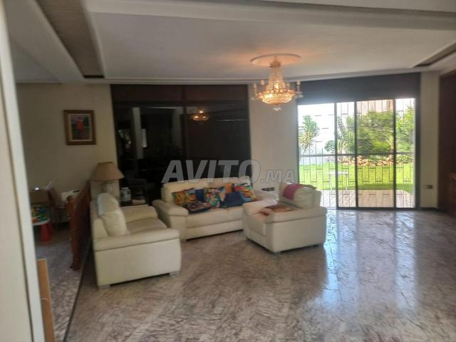 Belle villa de 1000 m² à OLM SOUISSI