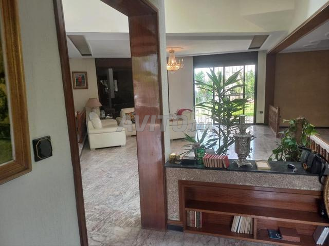 Belle villa de 1000 m² à OLM SOUISSI - 2