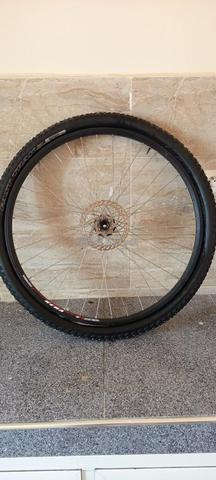 Pneu VTT 29 bon état - 2