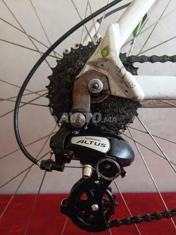 VTT B’Twin 27 Vitesses Shimano Altus Freins à huile - 2