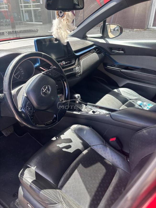Toyota ch-r hybride à vendre 