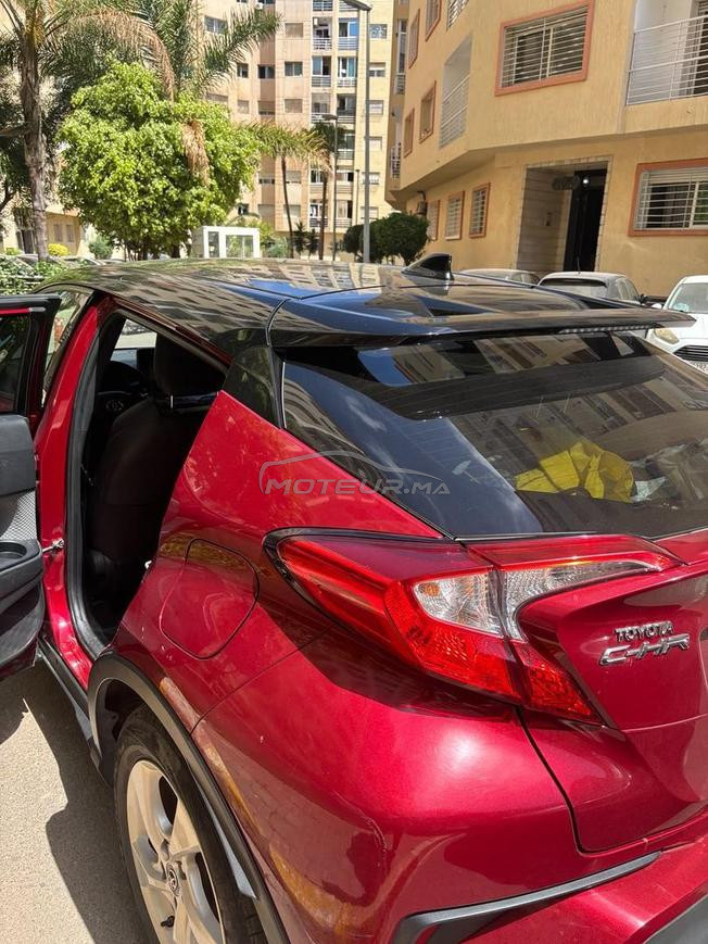 Toyota ch-r hybride à vendre 