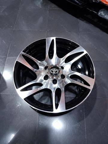 JANTE ALUMINIUM 15P TOYOTA PICUP