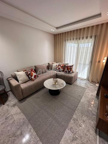 Studio meublé Neuf jamais habité à 2 MARS