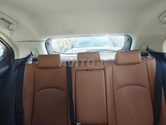 Lexus UX250 Hybride 2019 à Casablanca
