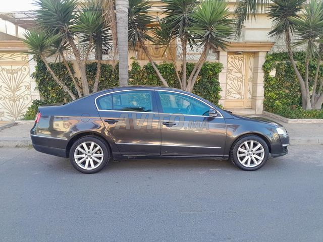 Volkswagen Passat - 2