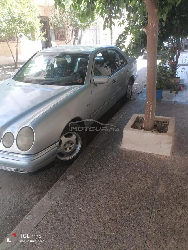 Mercedes-Benz 250 Diesel Manuelle 1999 à Taza