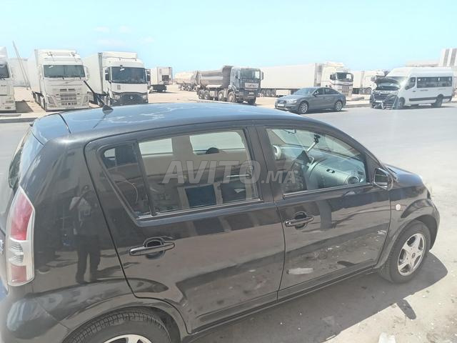 Daihatsu Sirion - 2