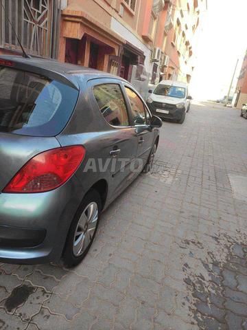 Peugeot 207 - 2