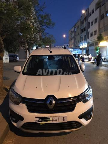 Renault Express Diesel Manuelle 2022 à Chellalate - 2