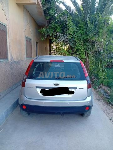 Ford Fiesta - 2